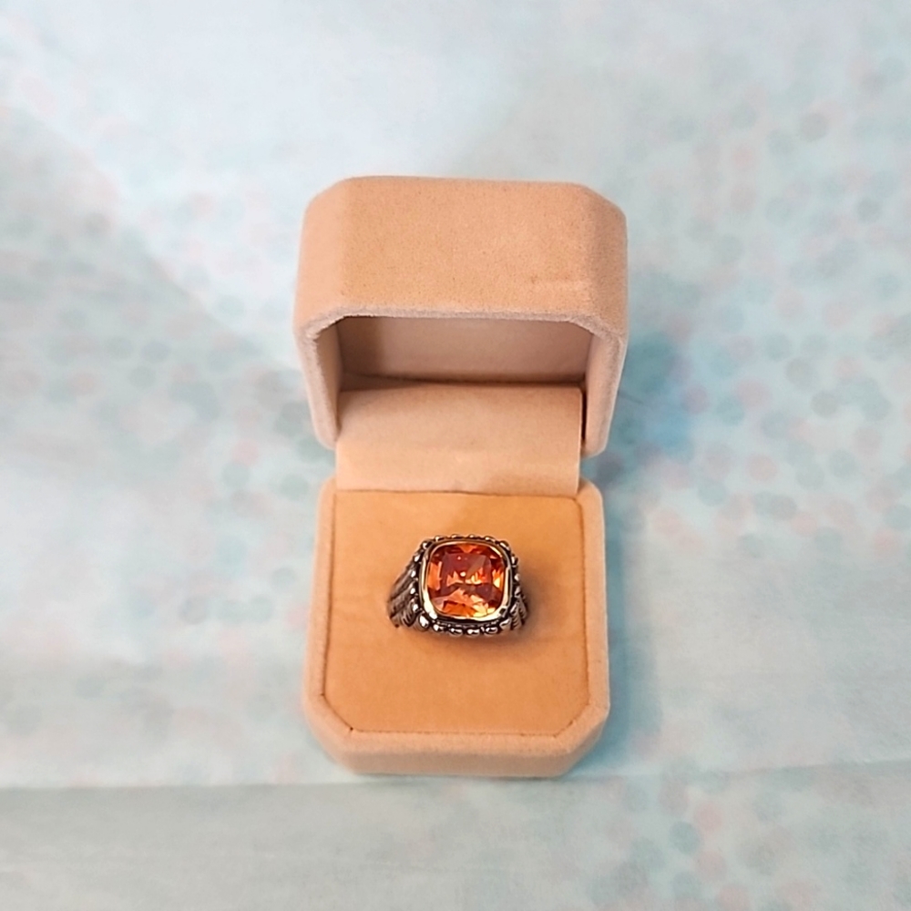 Men's ring sz 8
